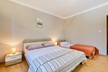 Appartamento per 5 Persone in Lussinpiccolo, Lussino, Foto 2