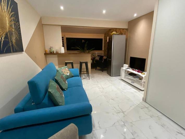 Gîte pour 4 personnes, avec vue sur le lac ainsi que balcon et vue dans Port De Saint Francois - 2