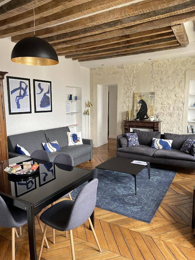 Appartement entier, L'essence du cachet in Saint-Germain-en-Laye, Yvelines