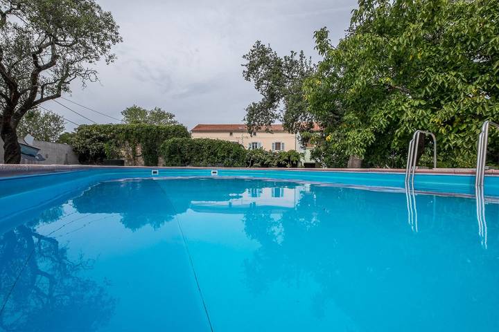 Ferienhaus für 5 Personen, mit Garten und Pool