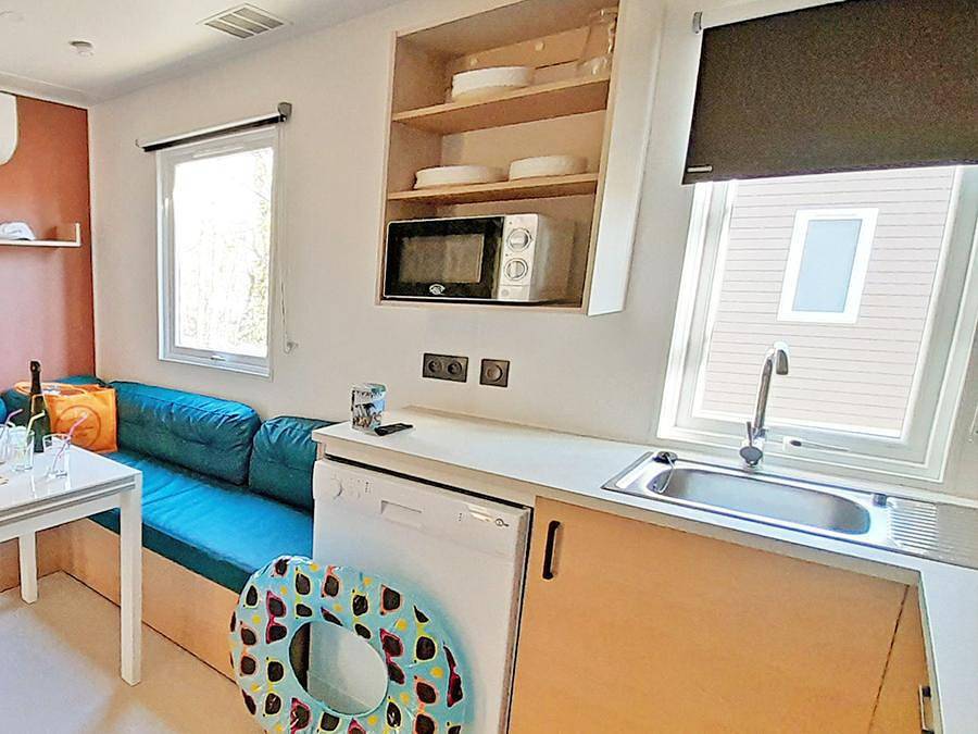 Camping Tikayan Rives du Lac de Sainte Croix - Mobilheim 10 personen - Maryland Comfort. in Bauduen, Brignoles Region