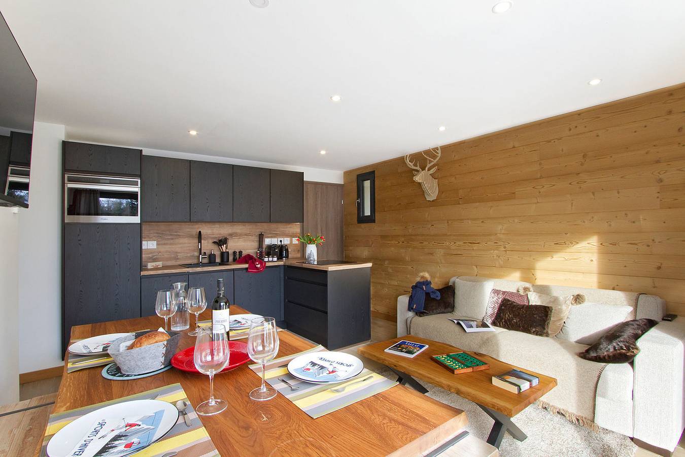 Appartement entier, Appartement de vacances pour 4 personnes avec balcon in Vénosc, Les Deux Alpes