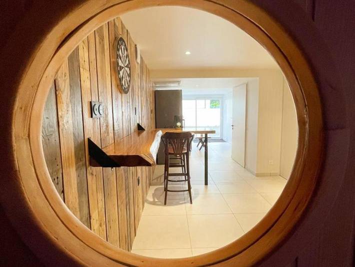 Location de vacances pour 6 personnes, avec jardin et jacuzzi ainsi que terrasse et sauna à Beaumont-la-Ronce - 3