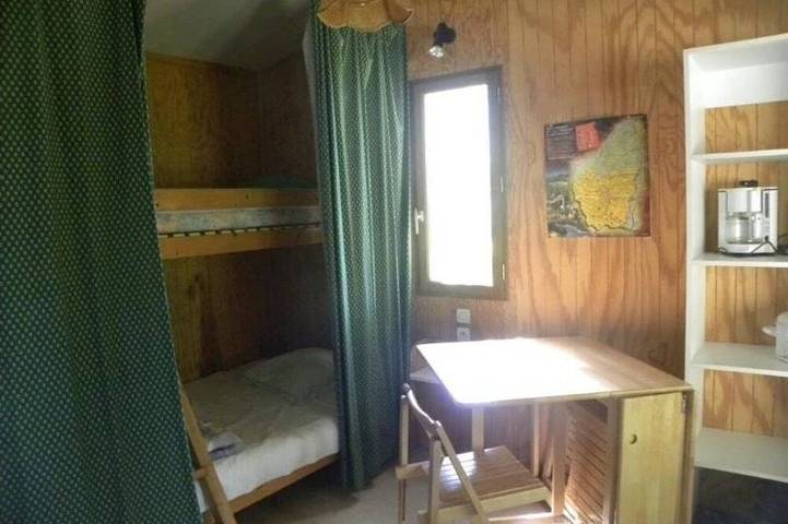 Gîte pour 4 personnes, avec sauna, animaux acceptés à Darbres - 2