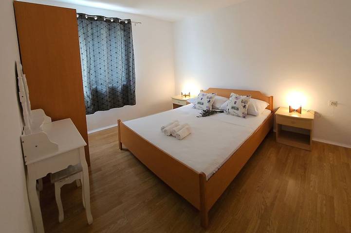 Ganze Wohnung, 2-Zimmer-Ferienwohnung am Strand Bucht Pjestata, Peljesac in Dubrovnik-Neretva
