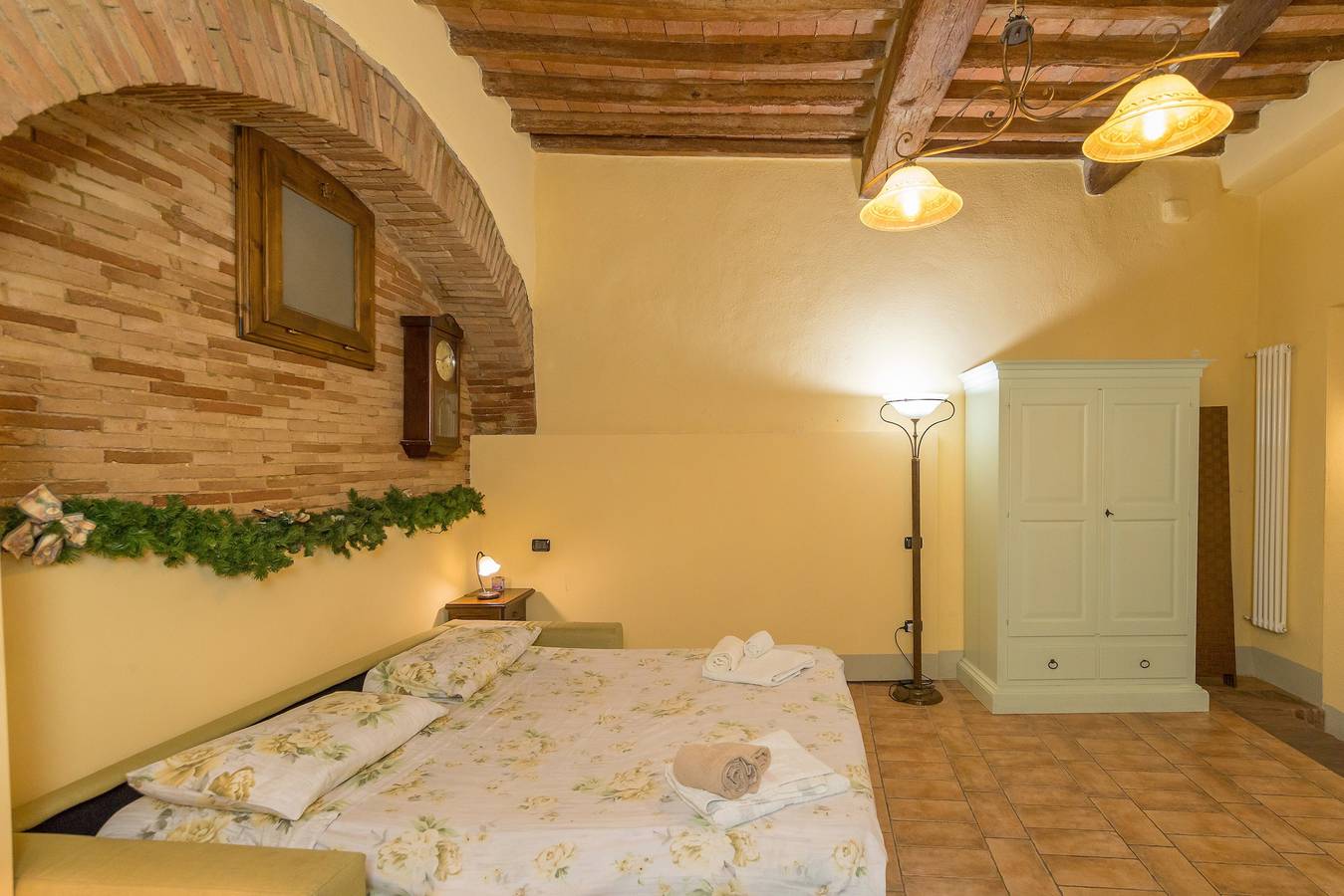 Ganze Wohnung, Ferienwohnung 'Loft De' Riccardi' mit Wi-Fi und Klimaanlage in Chianni, Etruskische Küste
