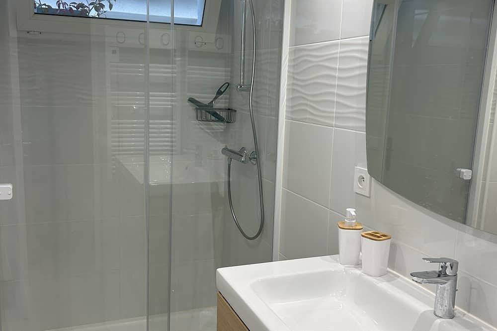 Appartement entier, Maison Studio proche Paris et Disneyland in Croissy-Beaubourg, Seine-et-Marne