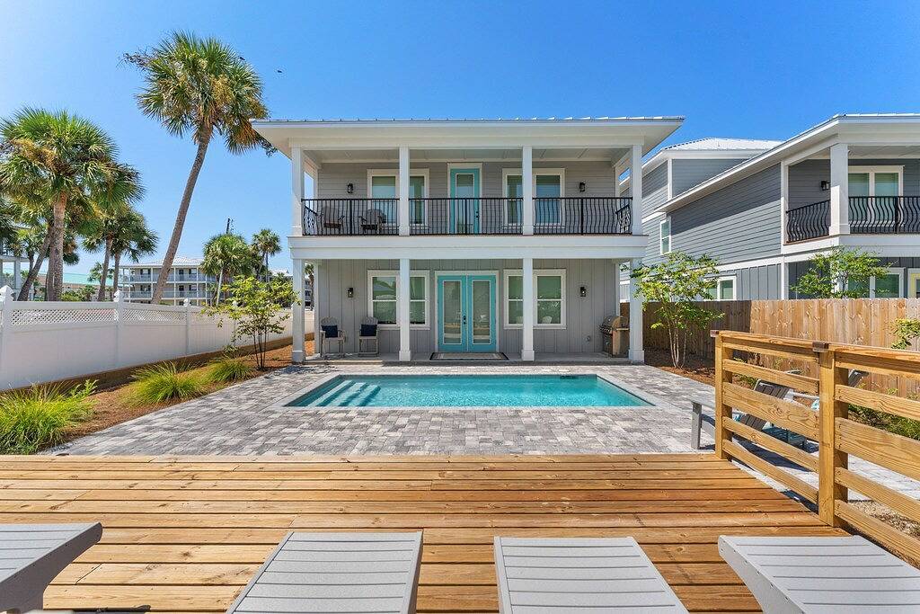 Gulf Views | Private Pool | 7 King Brs | Luxury Crystal Beach in Destin, Emerald Coast