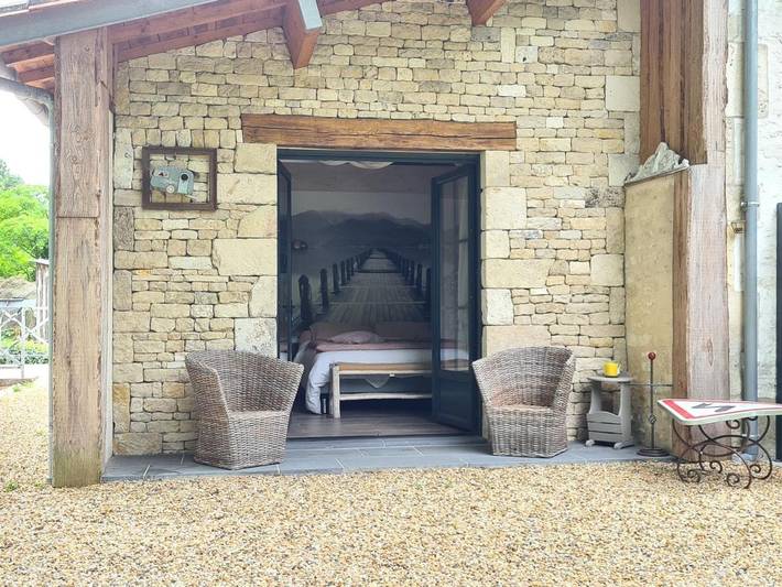 Chambre d’hôte pour 4 personnes, avec vue ainsi que vue sur le lac et jardin en Charente-Maritime - 4
