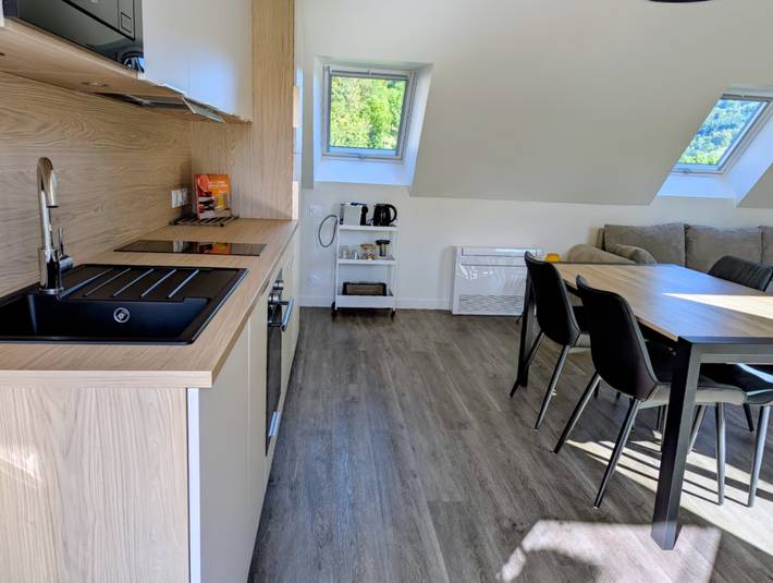 Gîte pour 2 personnes, avec jardin et terrasse dans le Cantal - 3