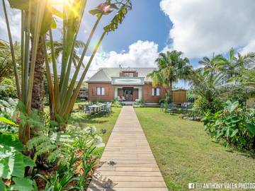 Gîte pour 10 personnes, avec terrasse aux Avirons