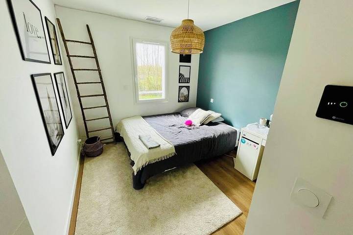 Location de vacances pour 6 personnes, avec jardin à Eysines - 2