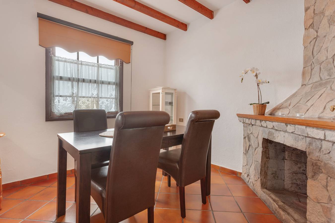 Appartement entier, Appartement de vacances « La Casa De Vilaflor » avec vue sur la montagne et Wi-Fi in Vilaflor, Tenerife du Sud