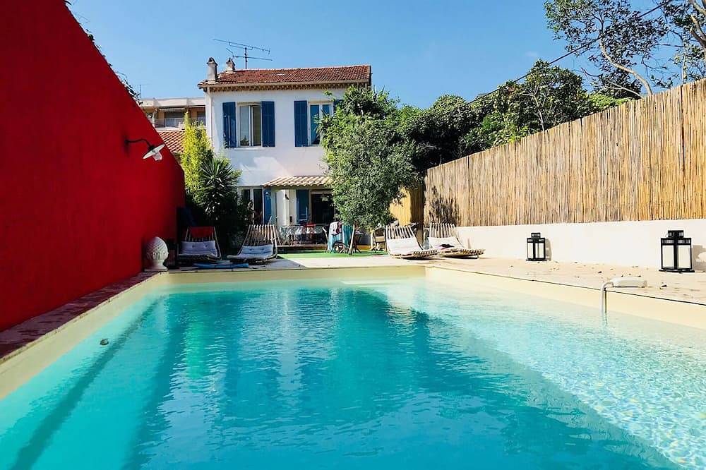 Casa vacanza a Var a partire da 196€ a notte