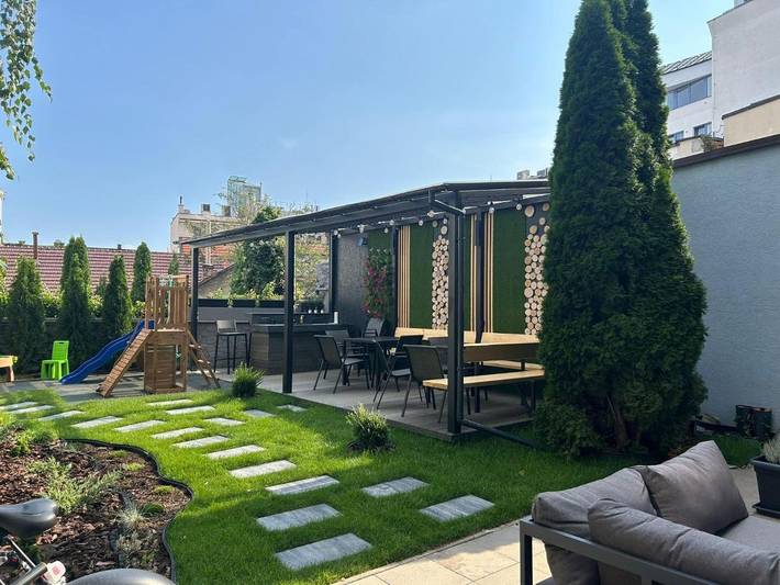 Loft per 8 persone, con Balcone e Terrazza nonché Giardino e Panorama a Bratislava