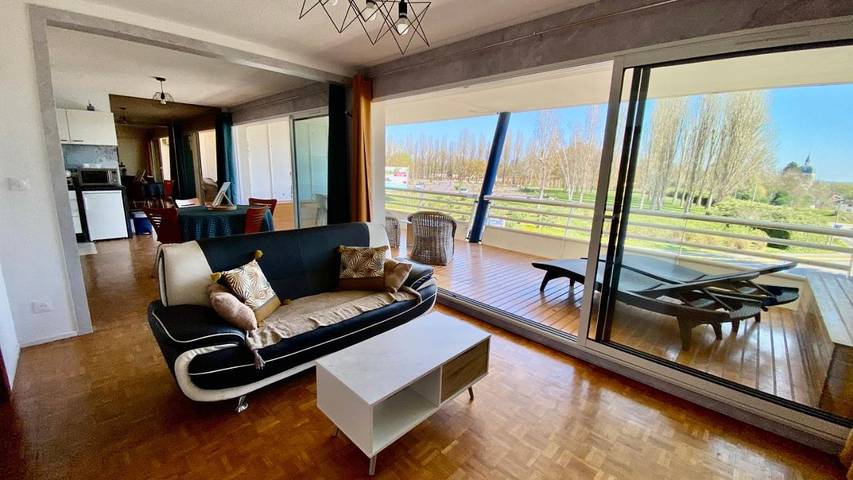 Appartement de vacances pour 4 personnes, avec Balcon ainsi que Terrasse et Vue