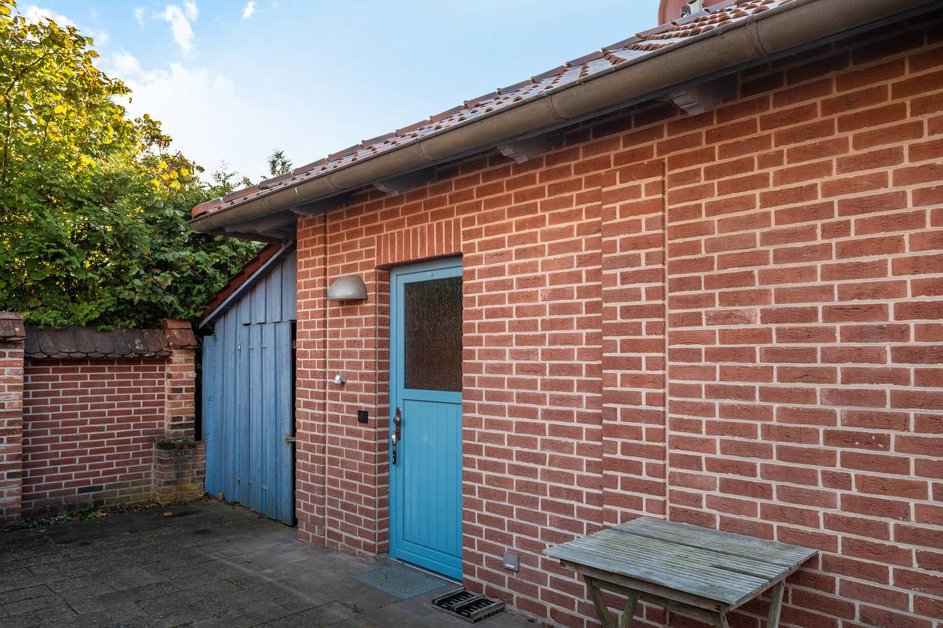 Ganzes Studio, Einzimmerapartment 'Fewo Inselblick - Am Schweriner See' mit Seeblick, privater Terrasse und Wi-Fi in Flessenow, Dobin am See