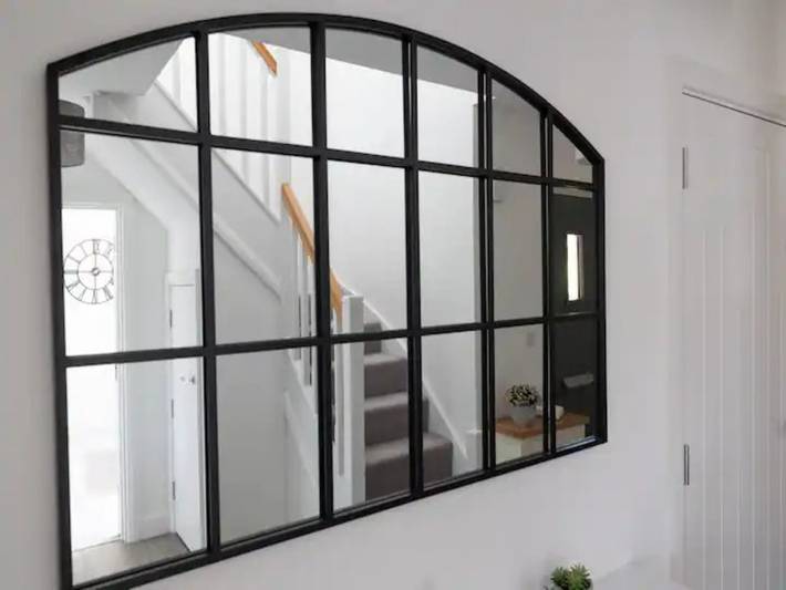 Bright & Spacious Chilterns Hideaway - Pass the Keys in Bledlow-cum-Saunderton, Chiltern Hills