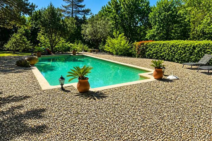Estudio para 4 personas, con piscina y jardín - 1