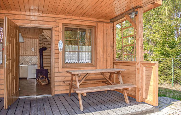 Ferienhaus für 4 Personen mit Garten in Bobolin, Powiat Sławieński