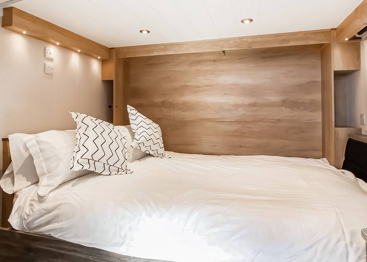 Pladda Pod with Hot Tub in Firth Of Clyde