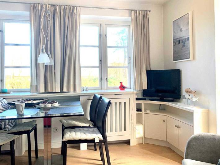 Ganze Ferienwohnung, Haus Amrumfeuer Whg Möwenblick in Nieblum, Föhr