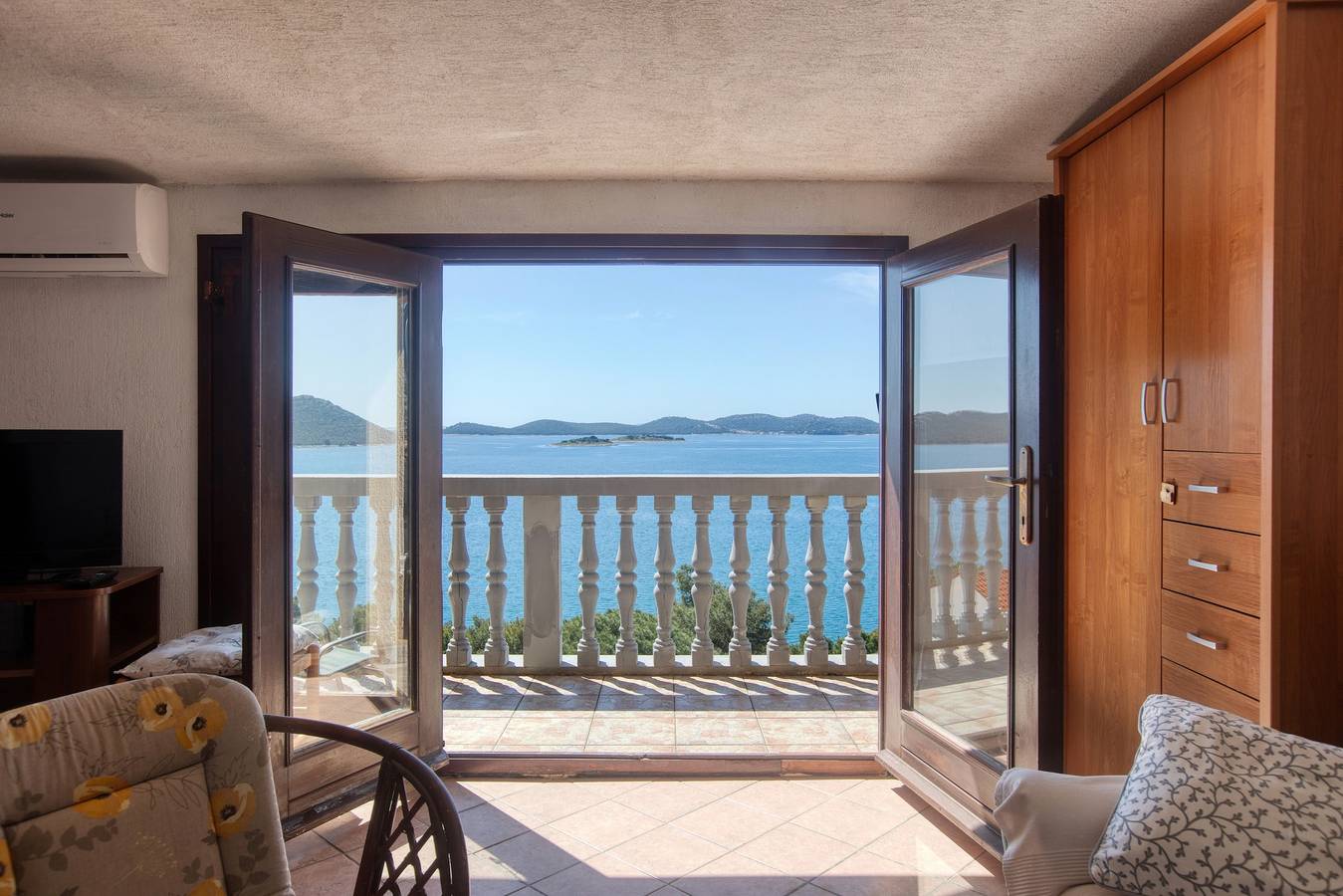 Ganze Wohnung, 2-Zimmer-Ferienwohnung mit Balkon und Meerblick Drage, Biograd A-19189-c in Drage (Pakoštane), Zadar