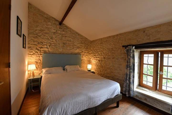 Gîte pour 4 personnes, avec Piscine à Ternant (Charente-Maritime)