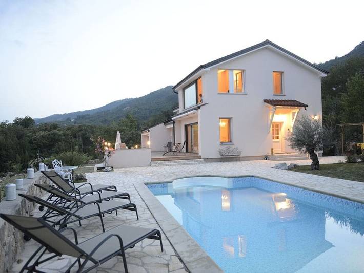 Villa pour 6 personnes, avec piscine ainsi que sauna et jardin dans Grad Opatija - 4