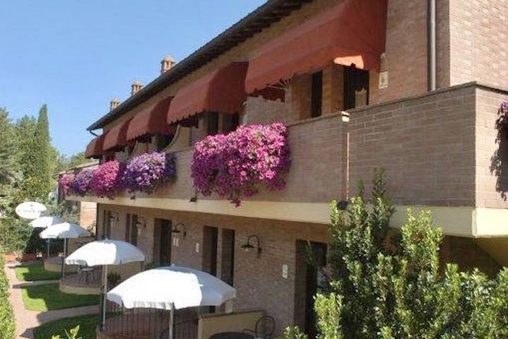 Ferienwohnung für 4 Personen, mit Pool und Balkon/Terrasse in San Gimignano - 4