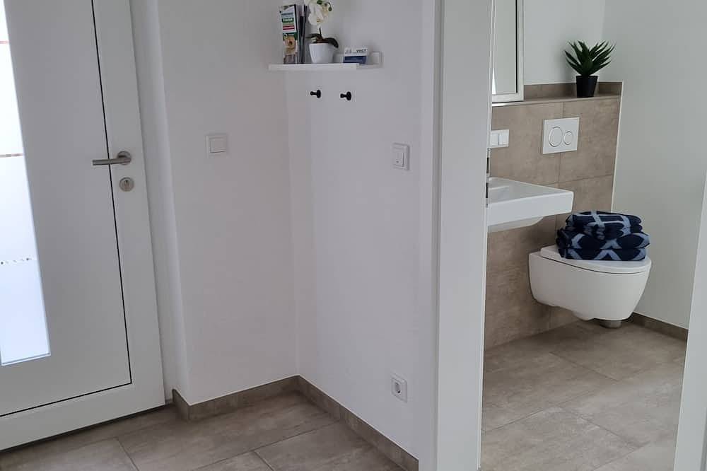 Ganze Wohnung, \"Große Pause\" - Moderne Ferienwohnung nahe Steinhude in Hagenburg, Landkreis Schaumburg