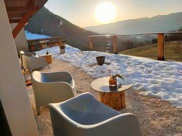 Gîte pour 10 personnes, avec terrasse à Bellecombe-en-Bauges