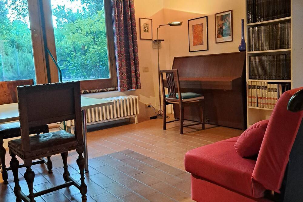Entire apartment, La Foresteria, an oasis of tranquility in the medieval town of Spoleto in Spoleto, Perugia Province