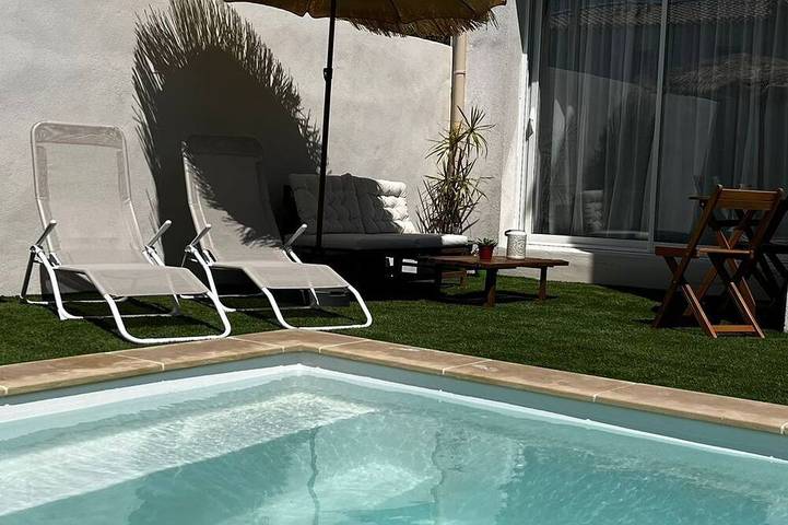 Location de vacances pour 2 personnes, avec terrasse et jardin à Châteauneuf-les-Martigues - 4
