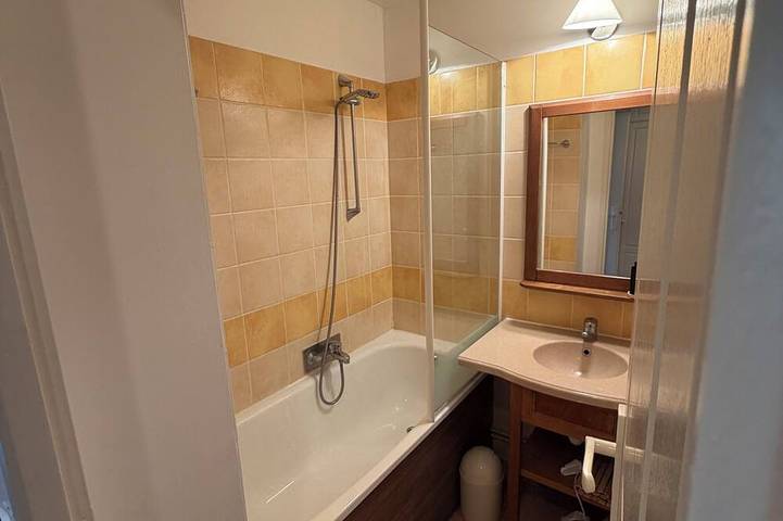 Apartamento entero, Lakeview appartement in tranquil surroundings close to Monflanquin in Monflanquin, Región de Villeneuve-sur-Lot