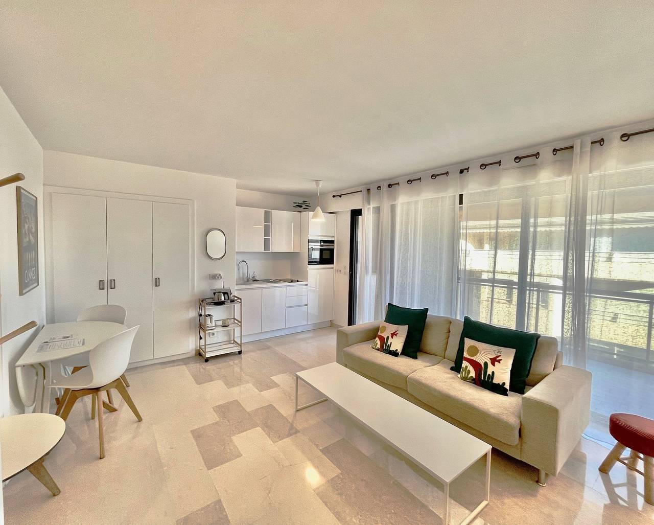 Studio entier, Les jardins de la Croisette 6 in Cannes, Côte méditerranéenne (France)