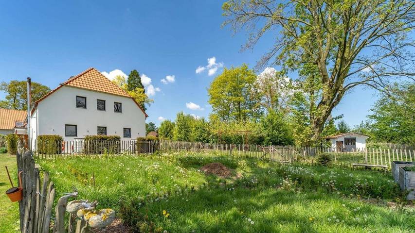 Ferienwohnung für 4 Personen, mit Terrasse und Garten sowie Sauna und Ausblick