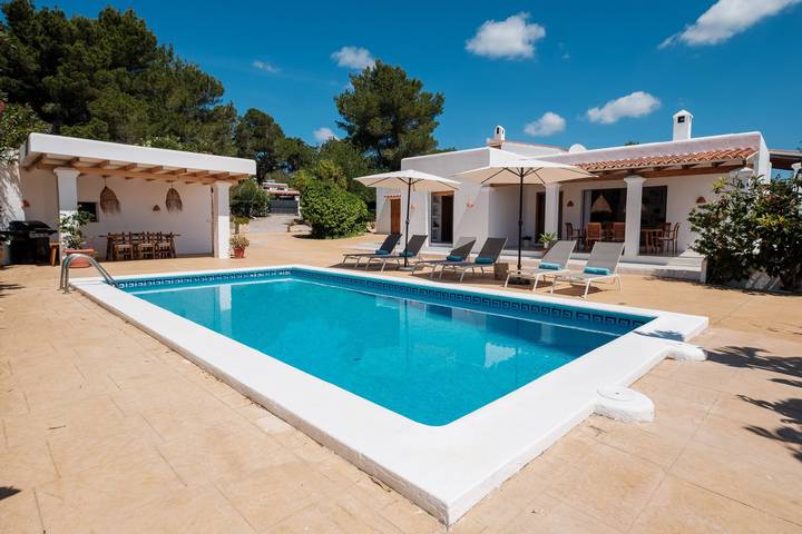 Villa for 6 people, with garden, with pets - 1