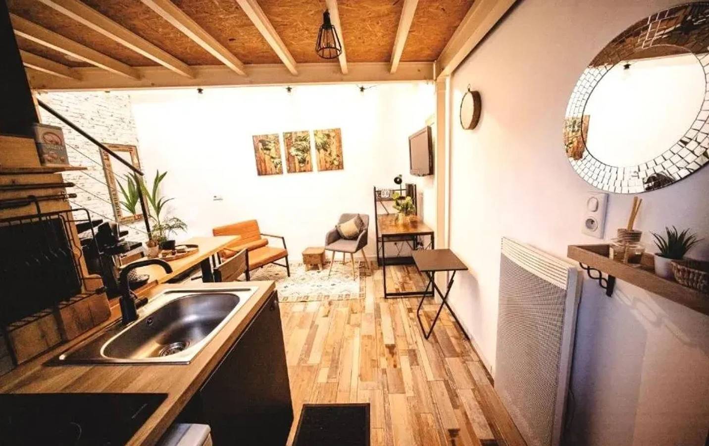 Estudio entero, Acogedor apartamento en Troyes - 28 m² con entrada privada in Troyes, Aube (desambiguación)
