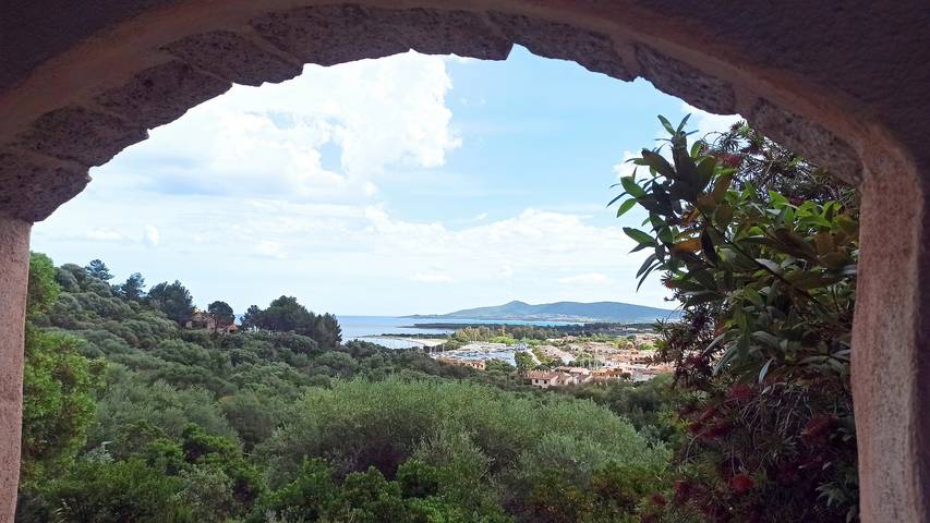 Gîte pour 6 personnes, avec vue et jardin à Porto Ottiolu - 2