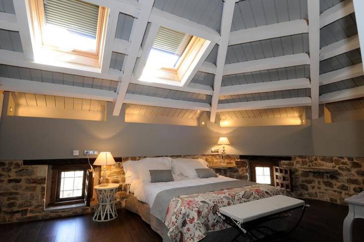Hotel para 2 personas, con Jacuzzi además de Sauna y Vistas en El Valle (Soria)