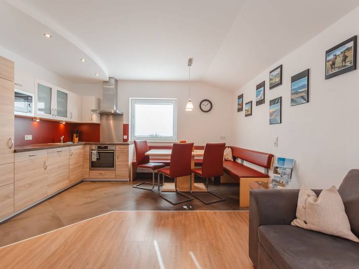 Ferienwohnung für 6 Personen, mit Terrasse und Garten in Piesendorf - 4