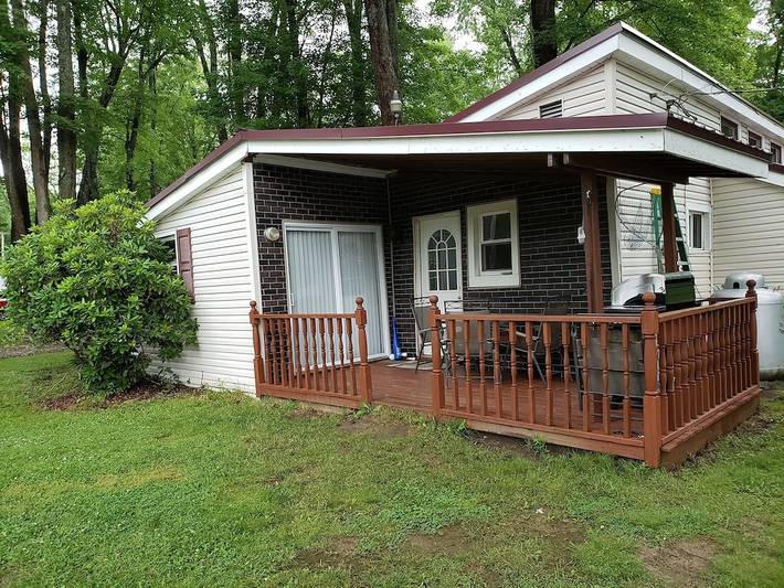 Vacation rental for 6 people, with yard in Chautauqua Lake