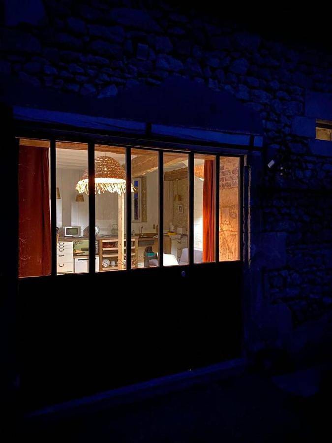Maison de campagne pour 6 personnes, avec vue ainsi que piscine et jardin, animaux acceptés à Ceton