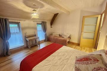 Gîte pour 5 Personnes dans Bromont-Lamothe, Massif central, Photo 1