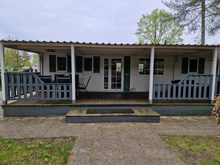 Camping für 6 Personen, mit Terrasse und Garten sowie Pool und Ausblick in Limburg (Niederlande)