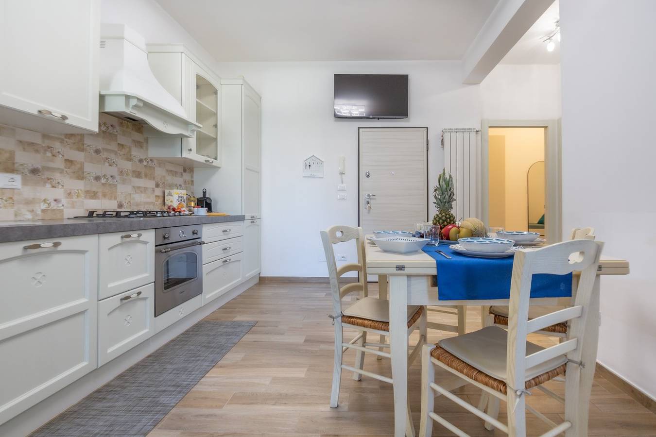 Ganze Wohnung, Apartment 'Orchidea' mit Gemeinschaftsgarten, Wlan und Klimaanlage in Francavilla al Mare, Chieti Provinz