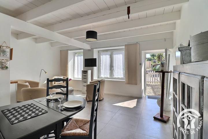 Gîte pour 4 personnes, avec terrasse à Saint-Coulomb - 4