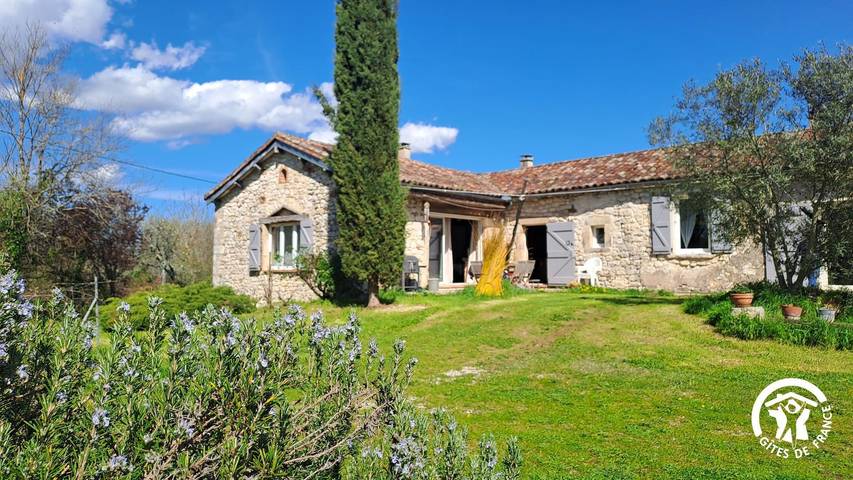 Gîte pour 10 personnes, avec jardin - 1