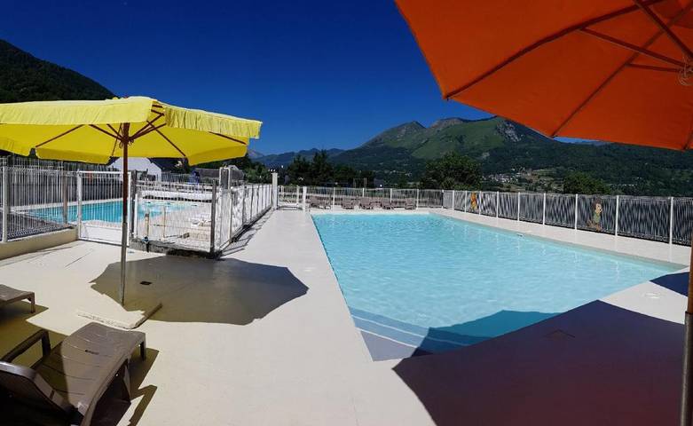 Parc de vacances pour 4 personnes, avec jardin ainsi que vue sur le lac et vue à Argelès-Gazost - 2